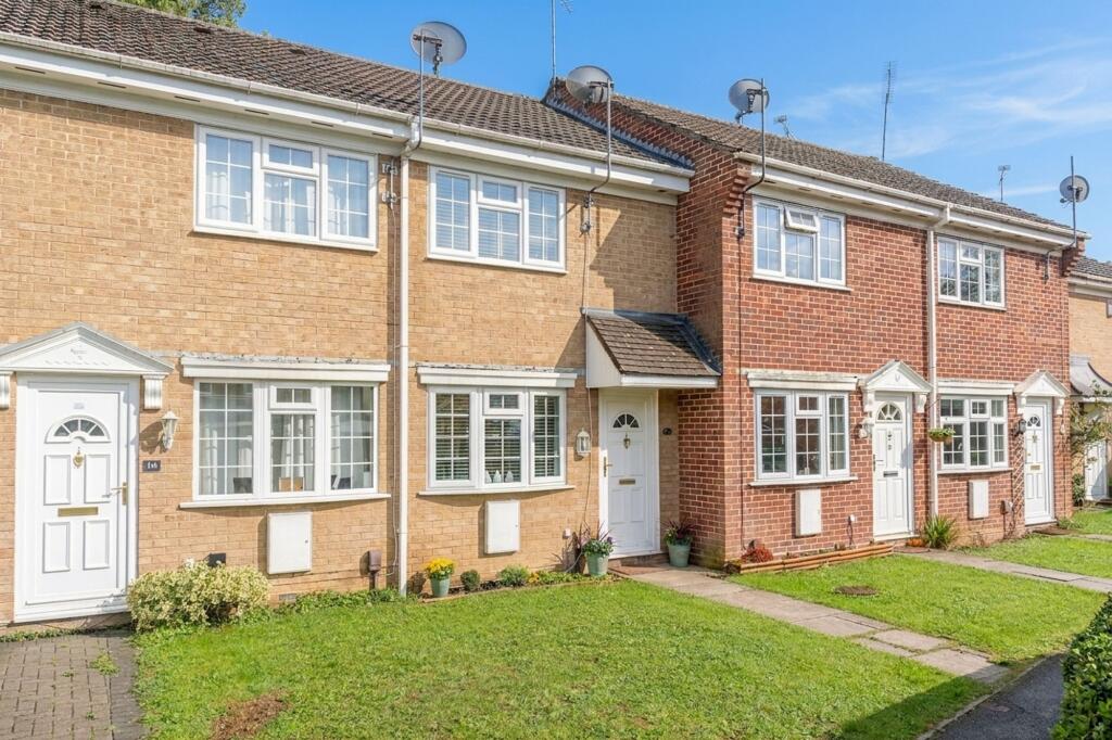 2-bed terraced on Meadbrook Gardens, Chandler's Ford, SO53, £290,000