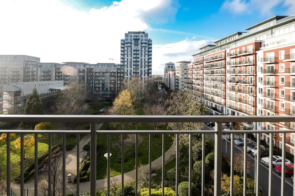 Apartment in London - View 3