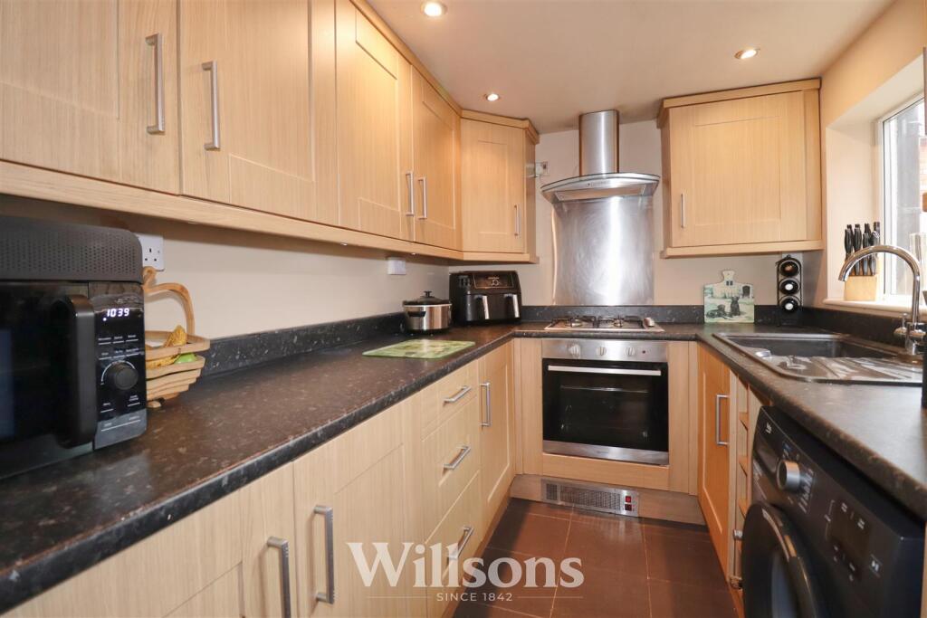 House in East Lindsey, Dorset Court, Mablethorpe and Sutton - View 5