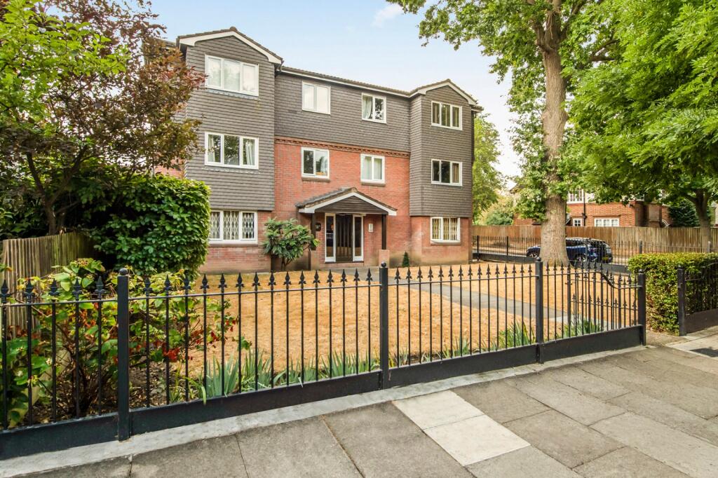 Main image of property: Flat 11,
Chestnut Court, SW16