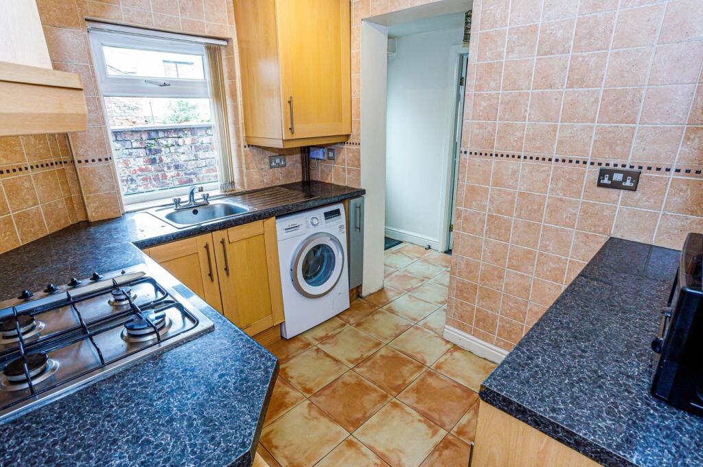 House in Manchester, Burnage - View 4