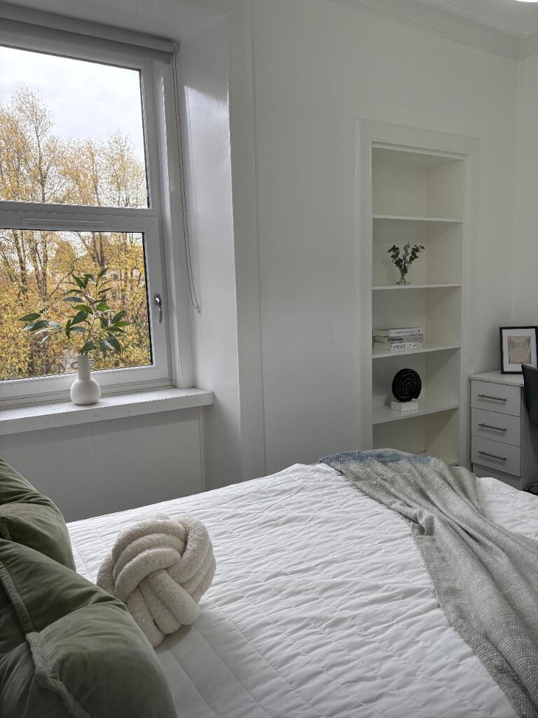 Apartment in Edinburgh - View 3