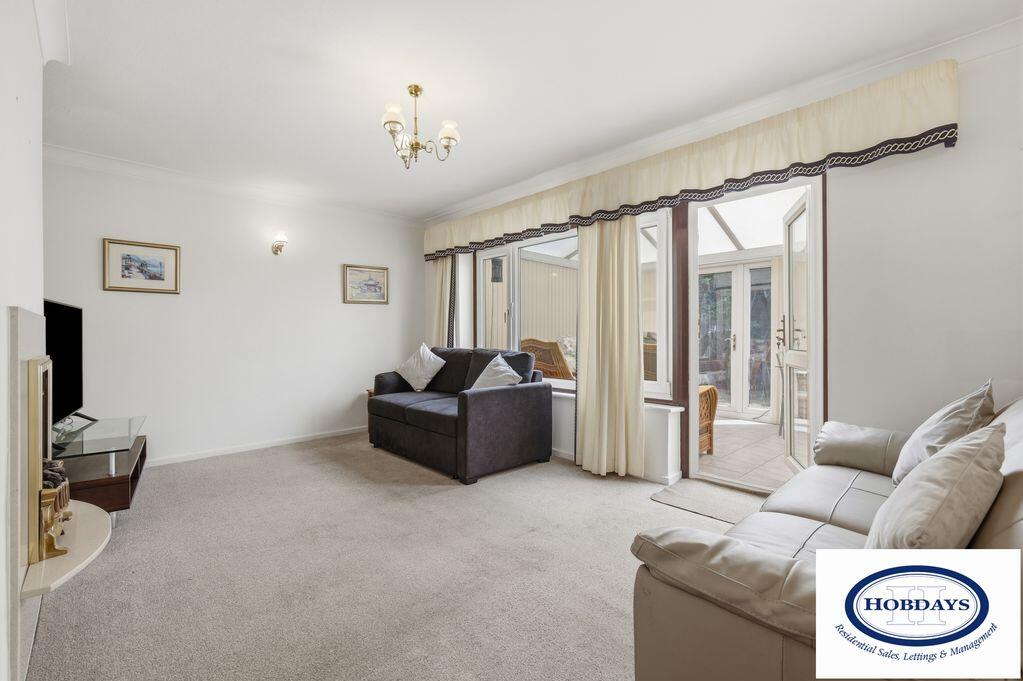 House in Enfield - View 4