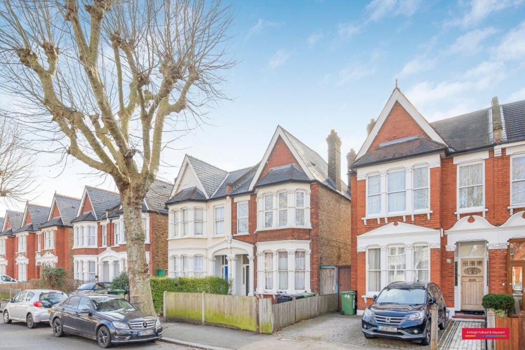 Apartment in London - View 3