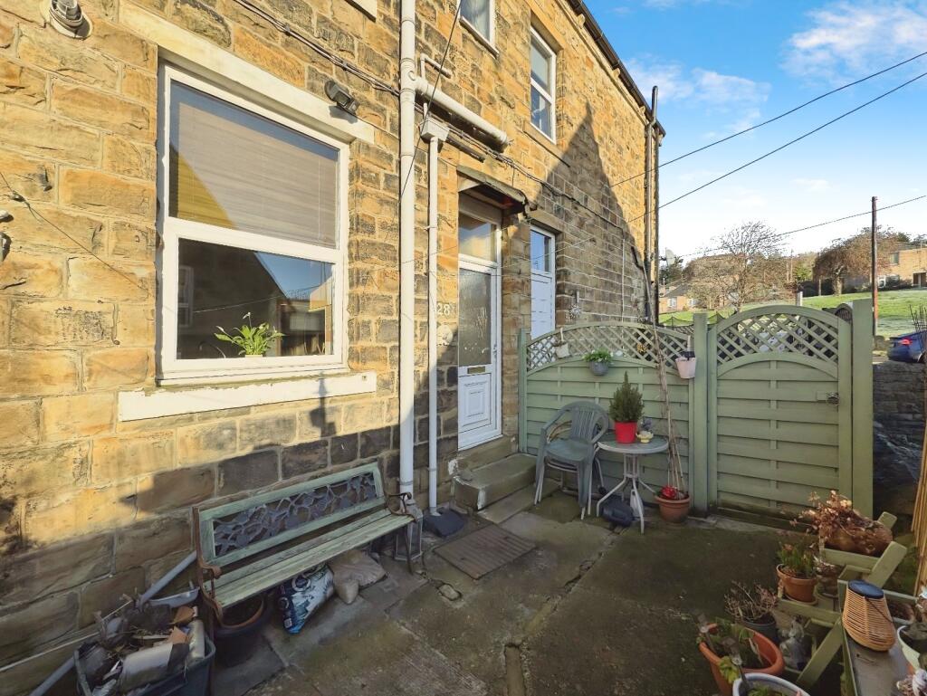 Holme Street, Liversedge, WF15 photo 4