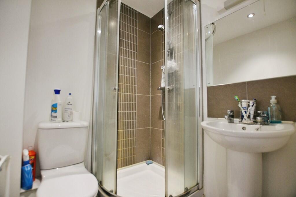 1 bedroom flat share for rent