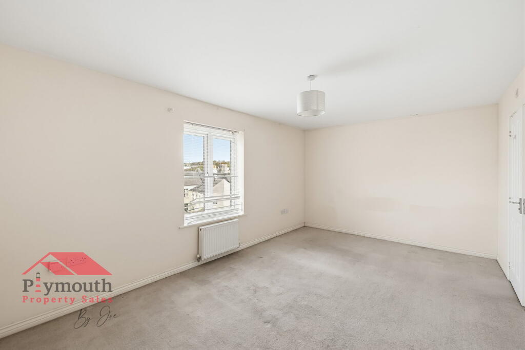House in Plymouth - View 4