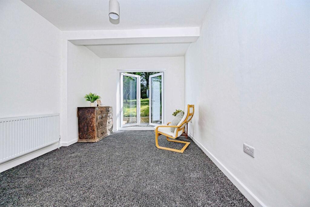 Belswains Lane, Hemel Hempstead – pohled 5