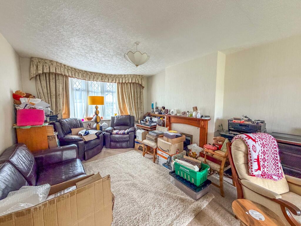 Lancing Road, Bulkington, CV12 photo 4