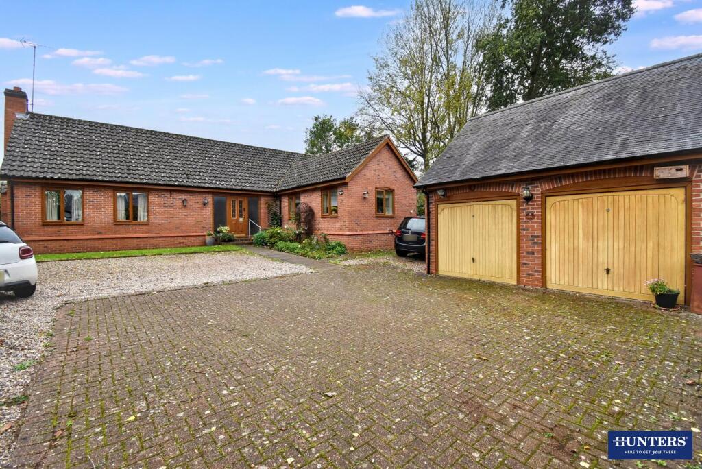 House in Leicester - More