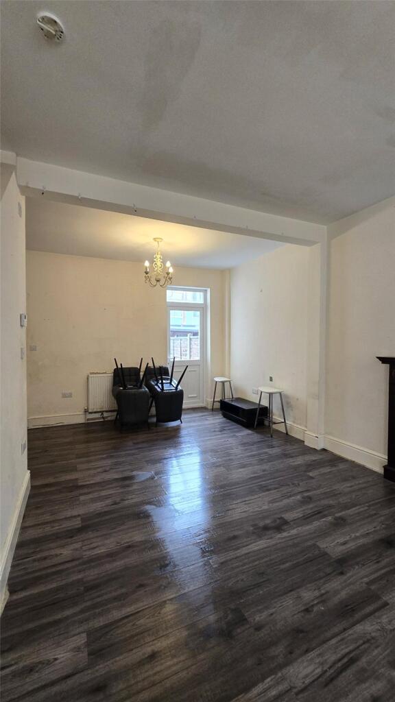 House in London, West Ham - View 5