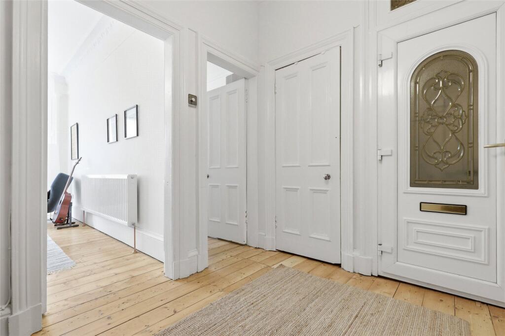 Apartment in Glasgow, Battlefield - View 5