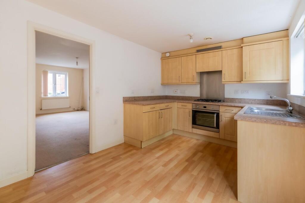 House in Cardiff, Llanishen - More