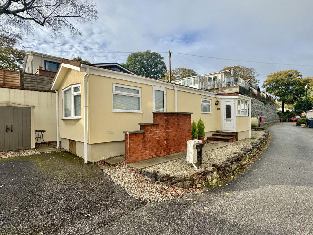 1-bed caravan on Julian Walk, Glenholt Park, Plymouth, £110,000