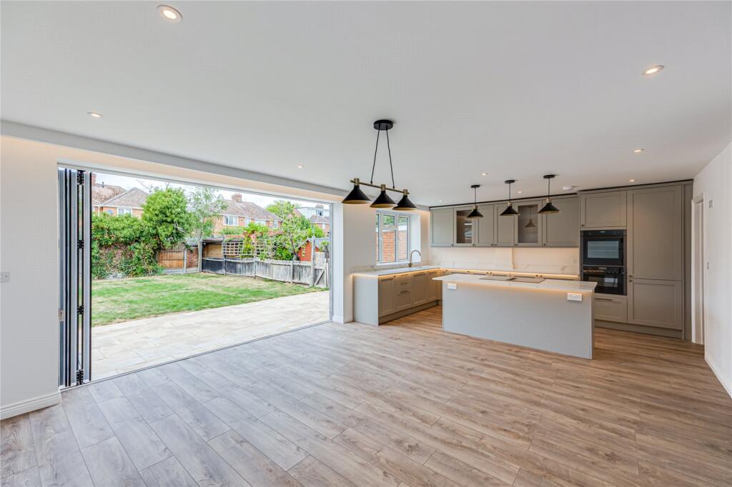 House in Milton Keynes - View 4