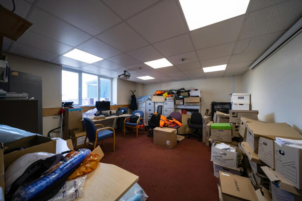 unit 8 Standard Industrial Estate 49.jpg