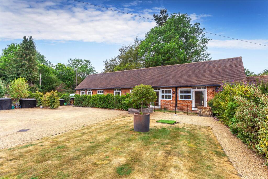 House in South Oxfordshire, Harpsden - View 4