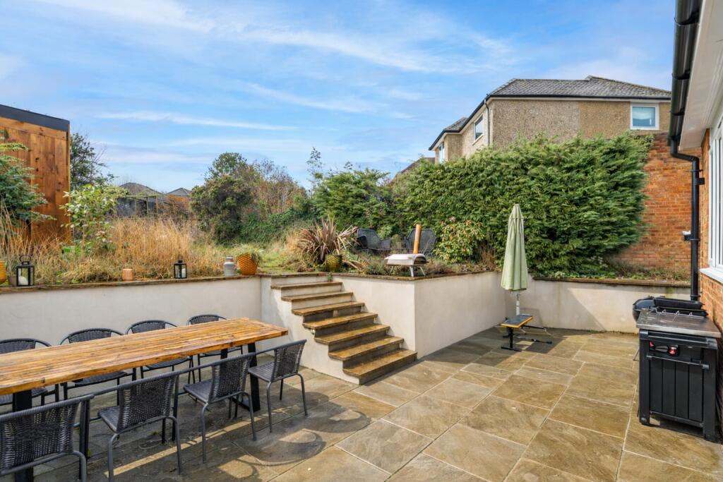 Additional image 15 of Castle Rise, Wheathampstead, St. Albans, Hertfordshire, AL4