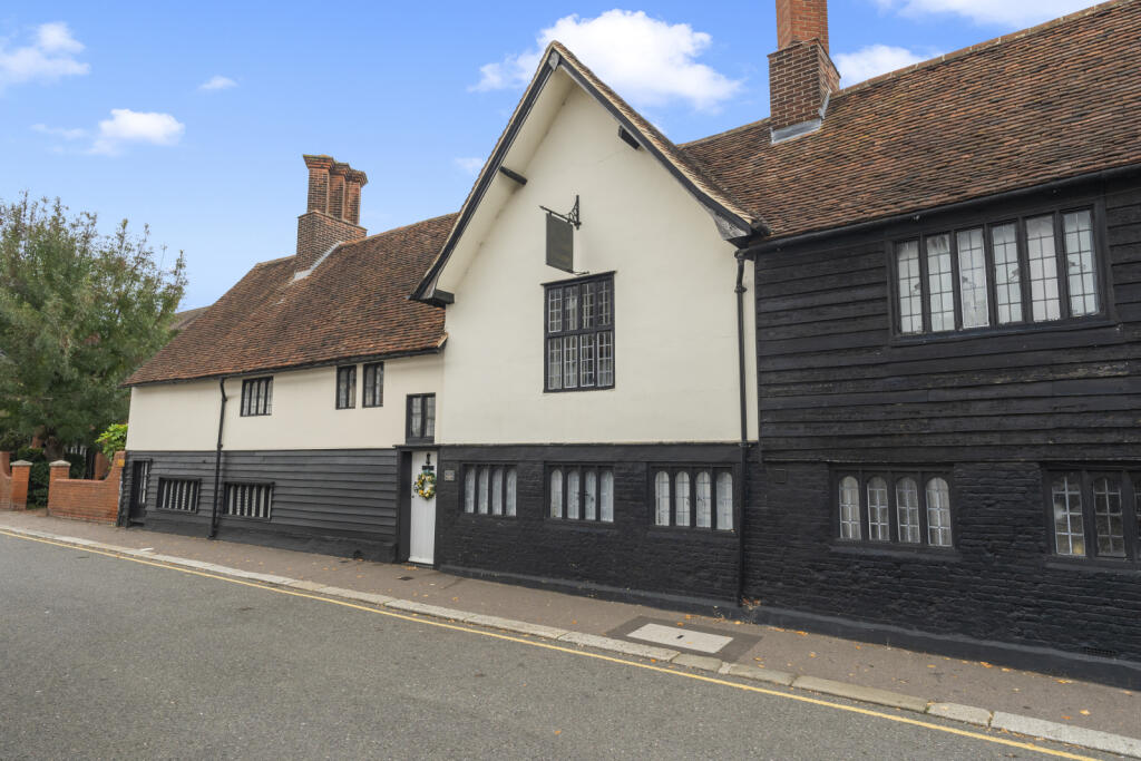 3-bed semi-detached on Knight Street, Sawbridgeworth, Hertfordshire, CM21, £580,000
