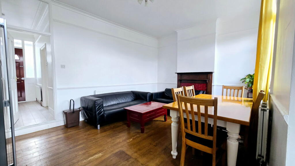 Main image of property: Undine Street, Tooting Broadway