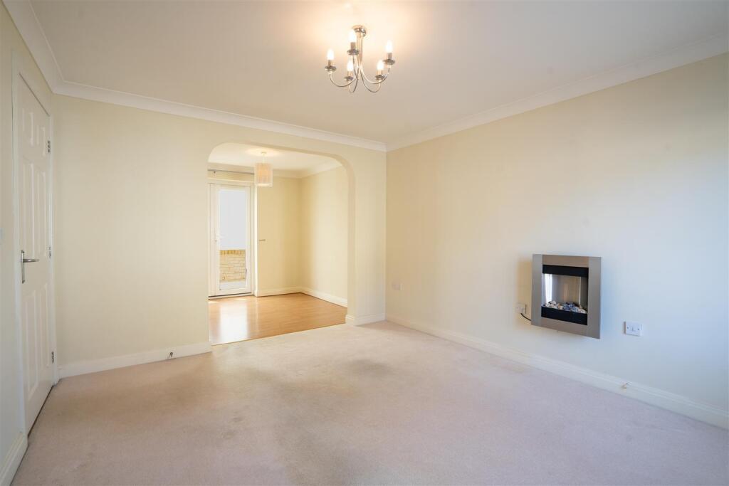 House in Torridge, East The Water, Bideford - More