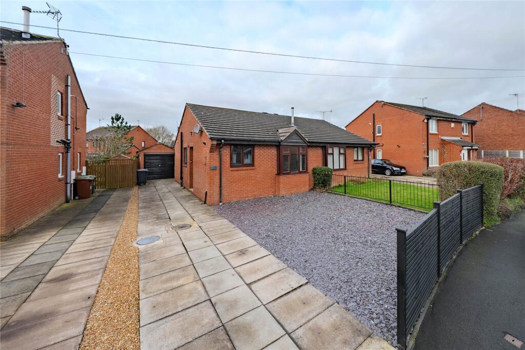Main image of property: Kingfisher Way, Leeds, West Yorkshire