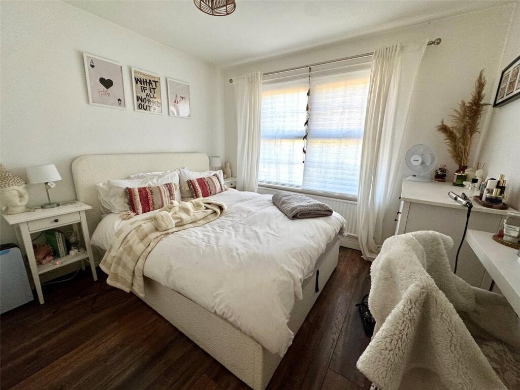 Apartment in New Forest, Old Milton, New Milton - More