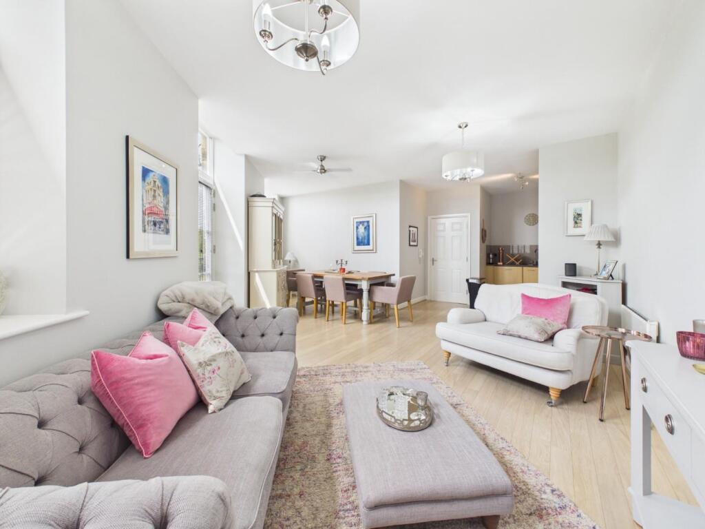 Apartment in Bradford, Ferncliffe, Bingley - More