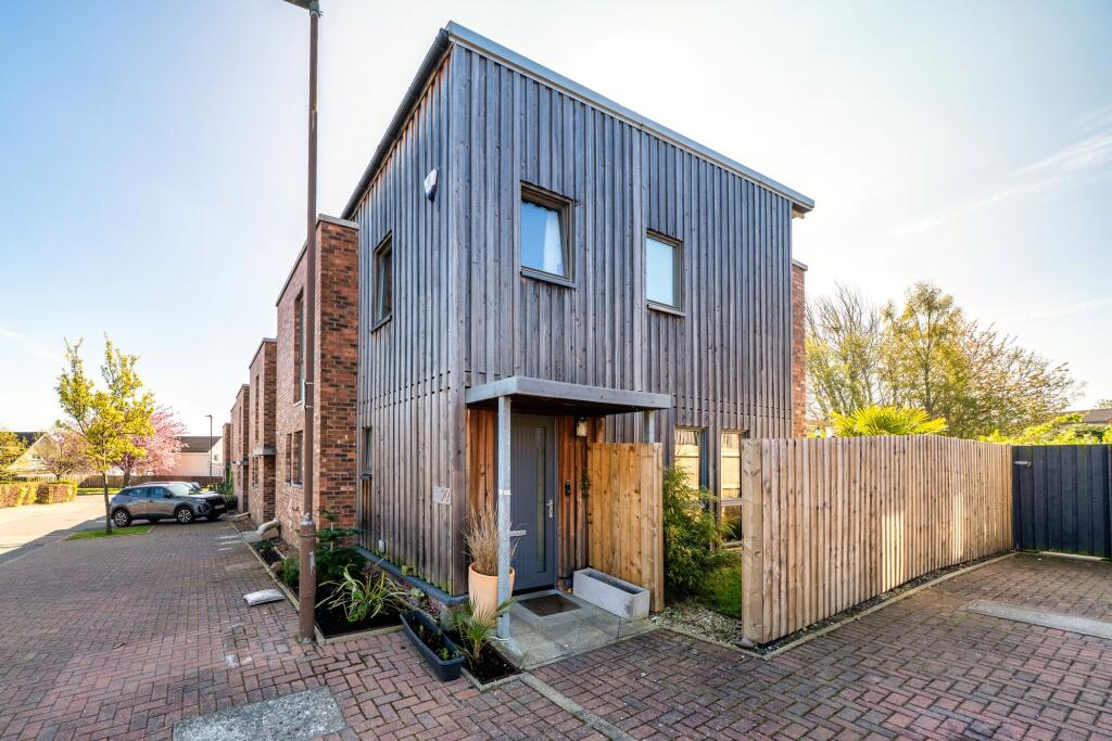 Main image of property: Lang Rigg, South Queensferry, Midlothian