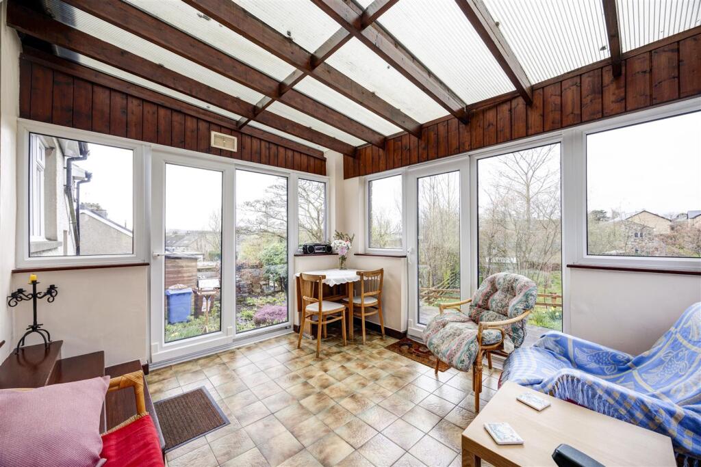 The Bungalow, Bentham photo 3