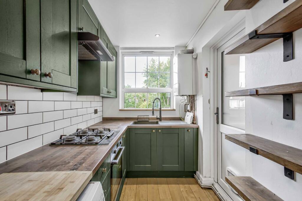 Apartment in London - View 4