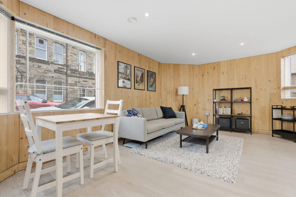 Apartment in Edinburgh - View 2
