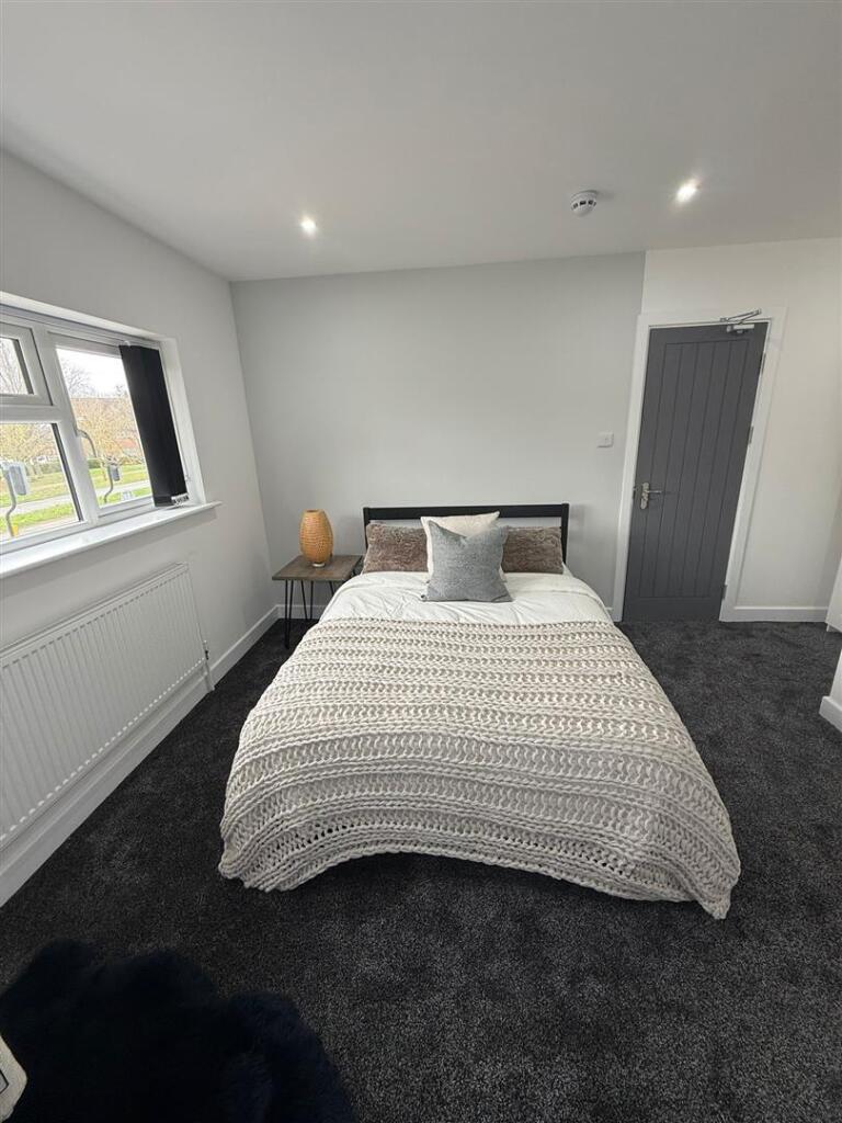 1 bedroom house share for rent