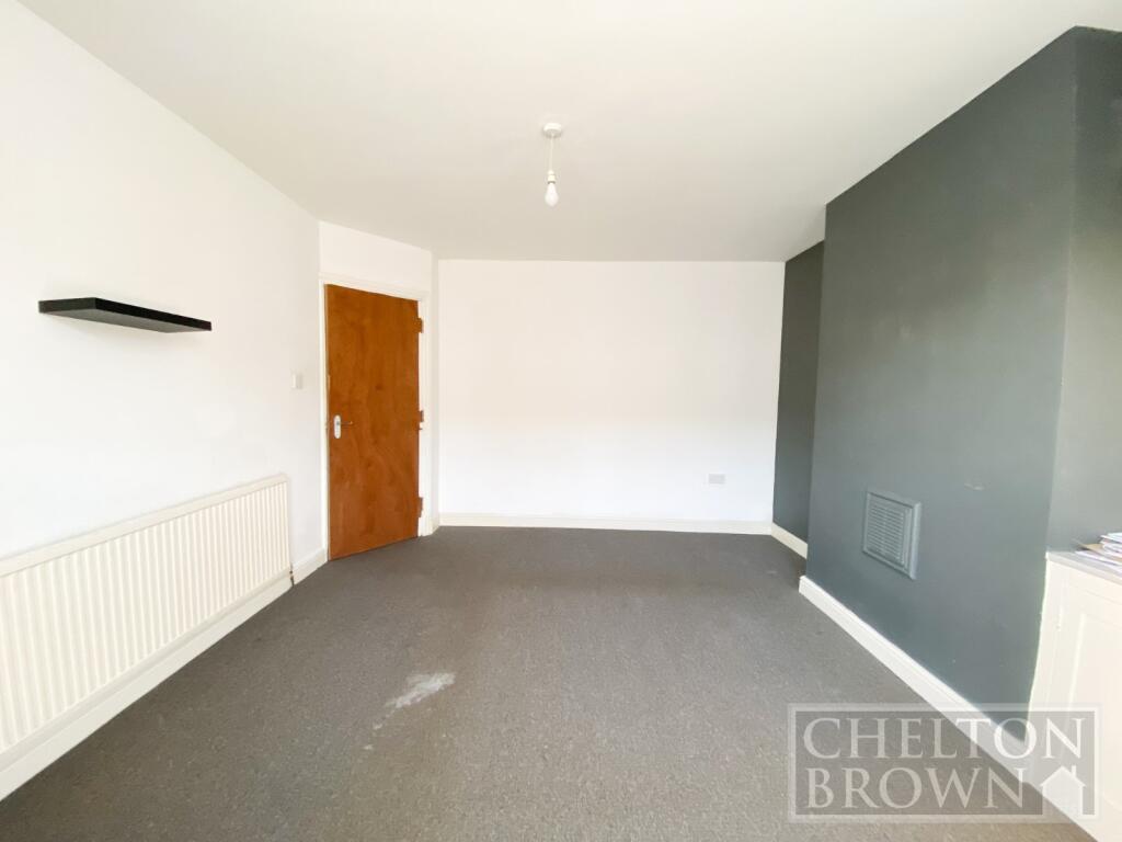Balmoral Road, Northampton, Northamptonshire, NN2 - View 5