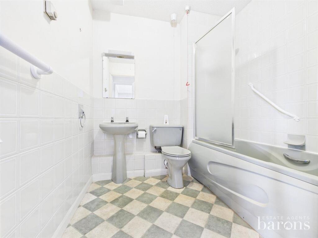 Apartment in Basingstoke and Deane, Basingstoke - View 3
