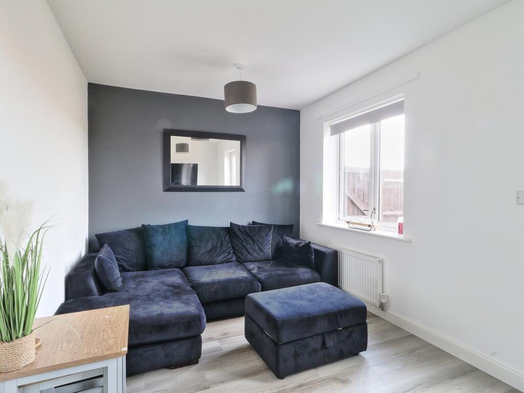 Nightingale Road, Great Barford, Bedford, MK44 - View 2