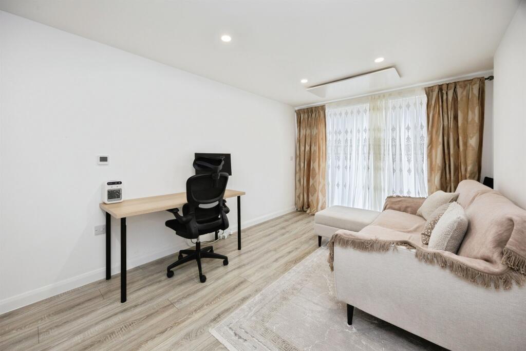 Newtown Apartments, Newtown Road, Ashford photo 3