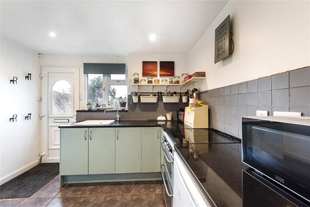 Apartment in Sevenoaks, Edenbridge - View 3