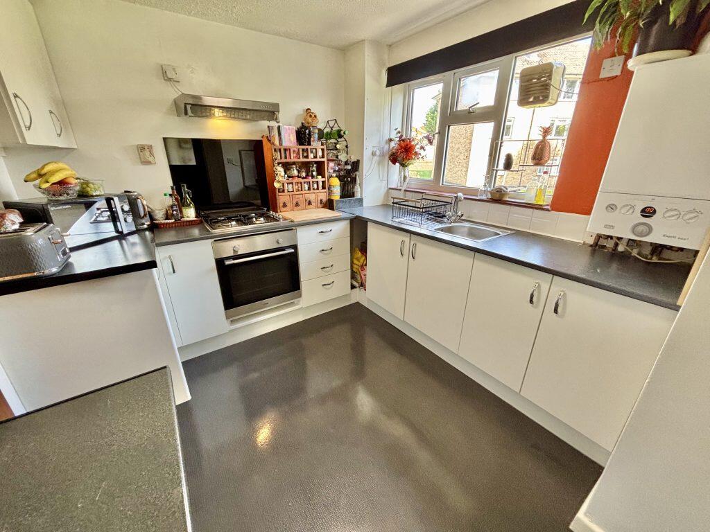 Eagle Close, Ilchester, Yeovil, Somerset, BA22 photo 2