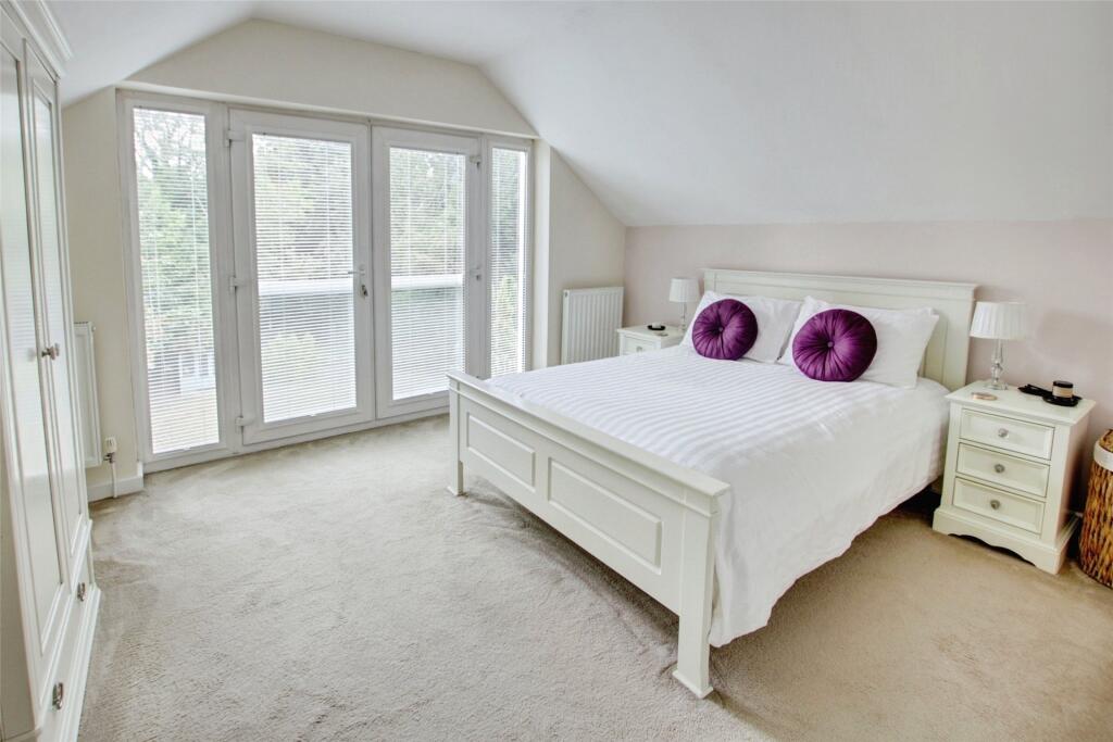 Beaumont Court, Bank Foot, Shincliffe, DH1 photo 4