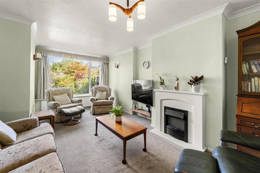 Okehampton Crescent, Sale - View 3