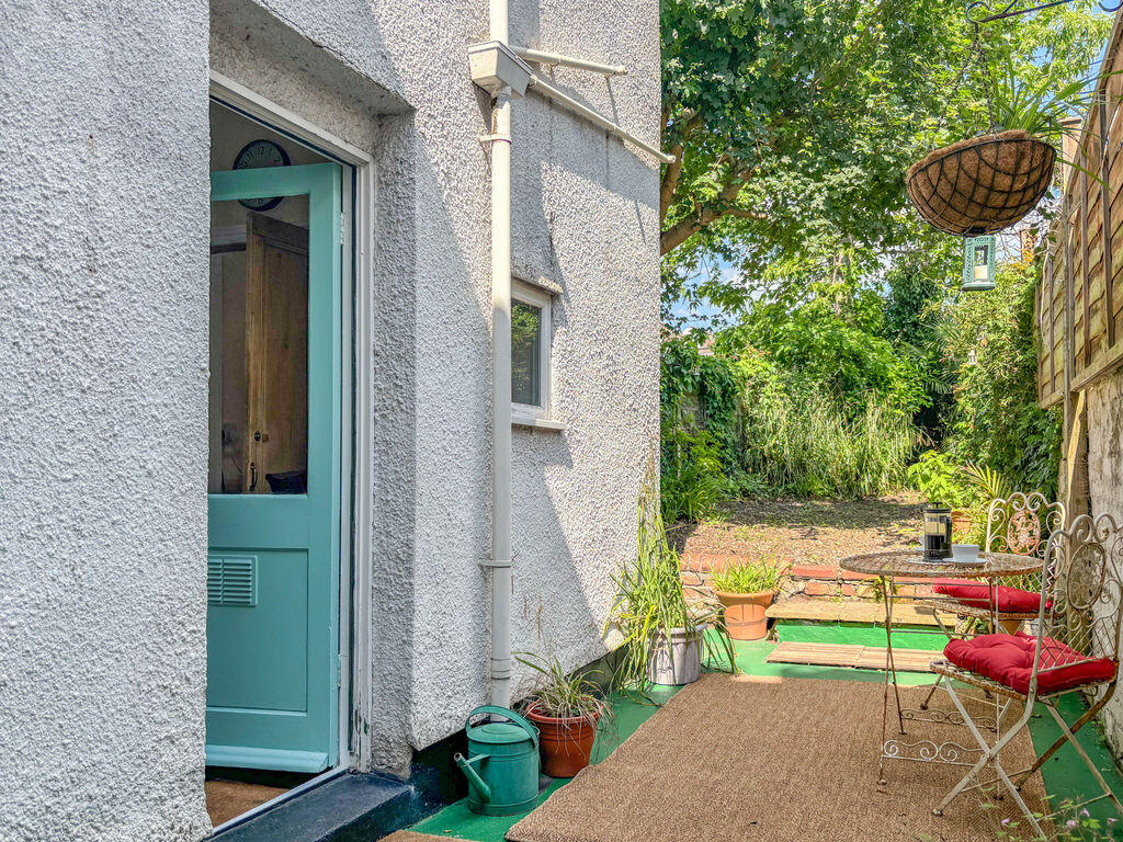 Main image of property: Warwick Avenue, Bristol, BS5
