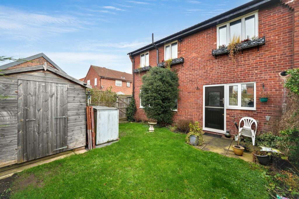 Pickwick Court, Shifnal, TF11 photo 4