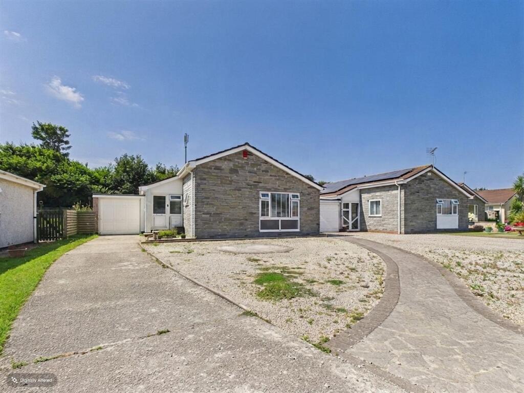 Main image of property: Bedowan Meadows, Tretherras, TR7