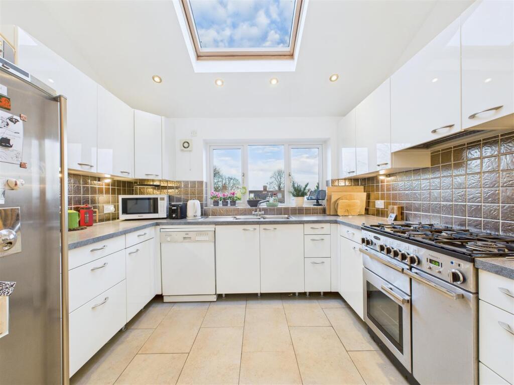 Brentwood Road, Brincliffe, Sheffield photo 3