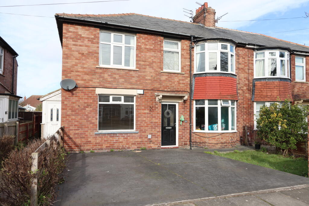 Main image of property: Monks Avenue,
West Monkseaton, Whitley Bay,
NE25 9RT