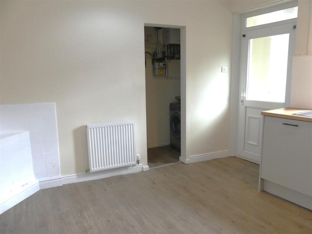 House in Bradford - View 4