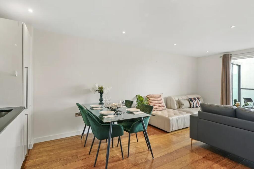 2 bedroom flat for rent