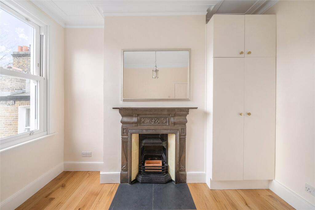 4 bedroom terraced house for rent