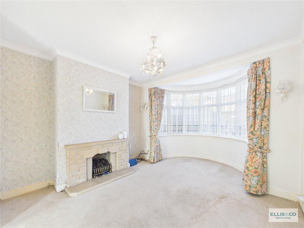 House in London - View 2